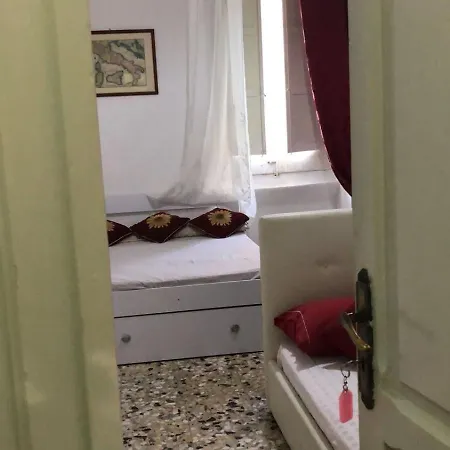 Col Cuore In Centro Di Frühstückspension Lecce