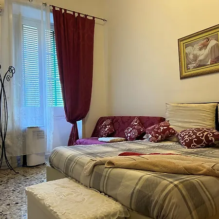 Col Cuore In Centro Di Bed and Breakfast Λέτσε