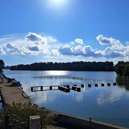 Col Cuore In Centro Di B&B 레체