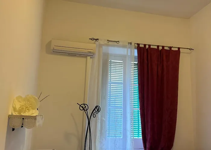 לינה וארוחת בוקר Col Cuore In Centro Di *