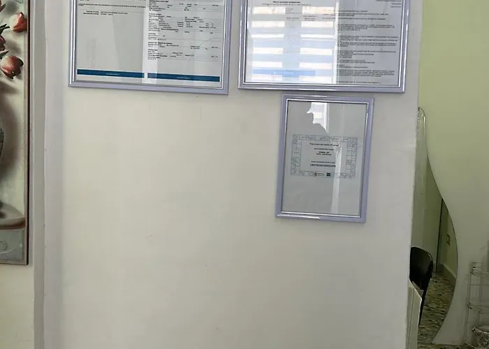 Oda ve Kahvaltı Col Cuore In Centro Di *