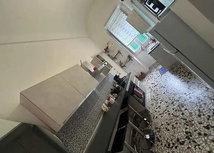 Oda ve Kahvaltı Col Cuore In Centro Di *